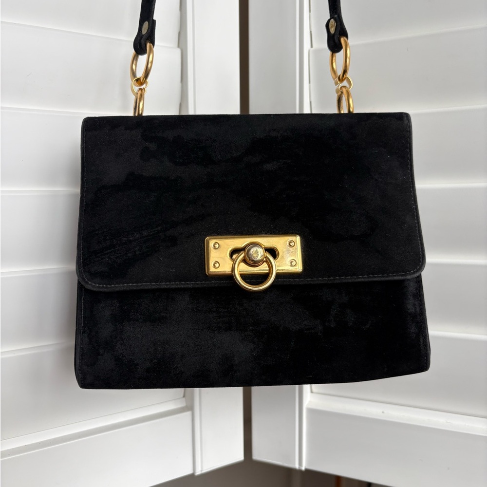 Vintage purse Made in Canada 🇨🇦 black velvet crossbody bag